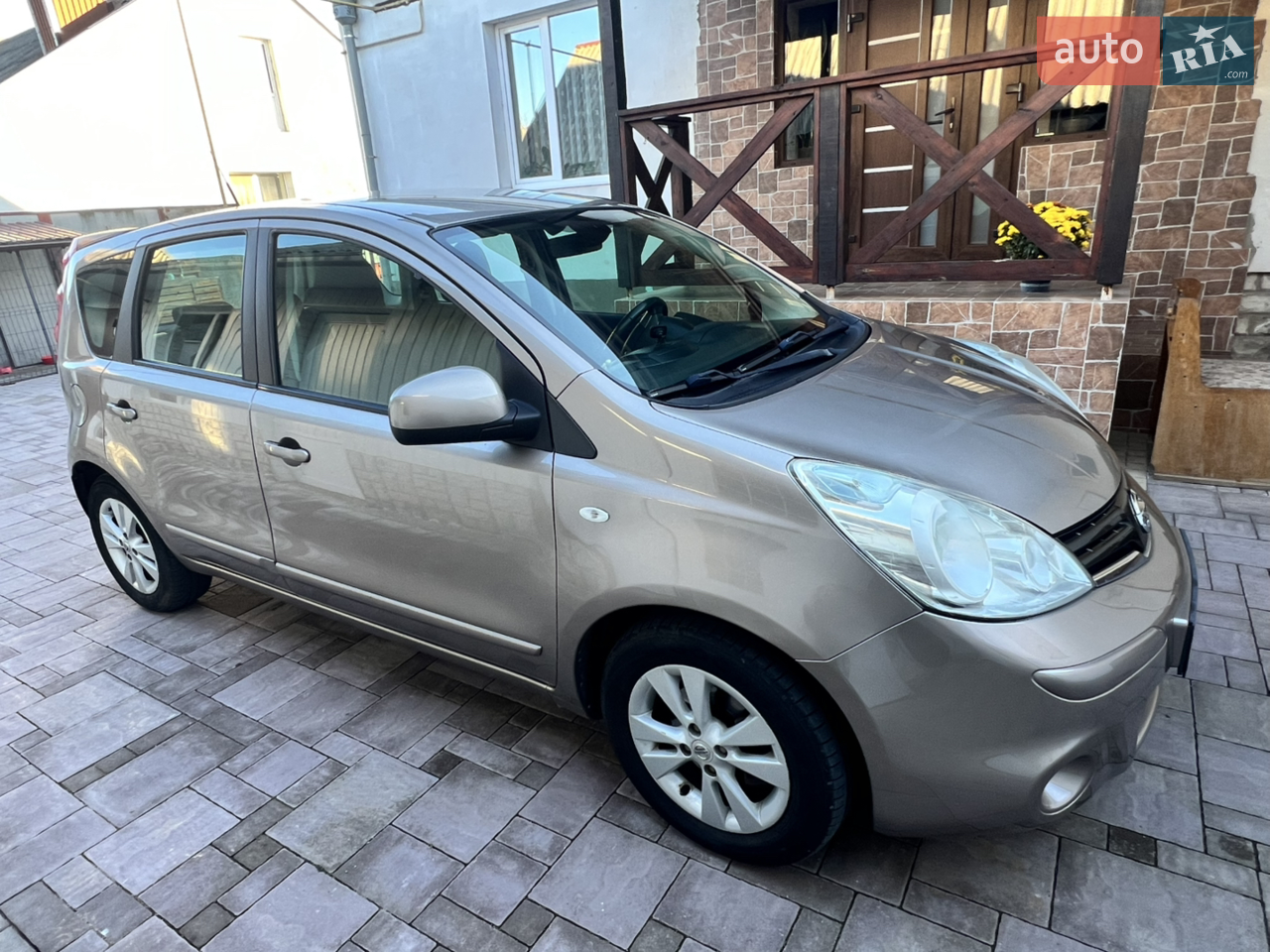 2010 Nissan Note - мініатюра 22