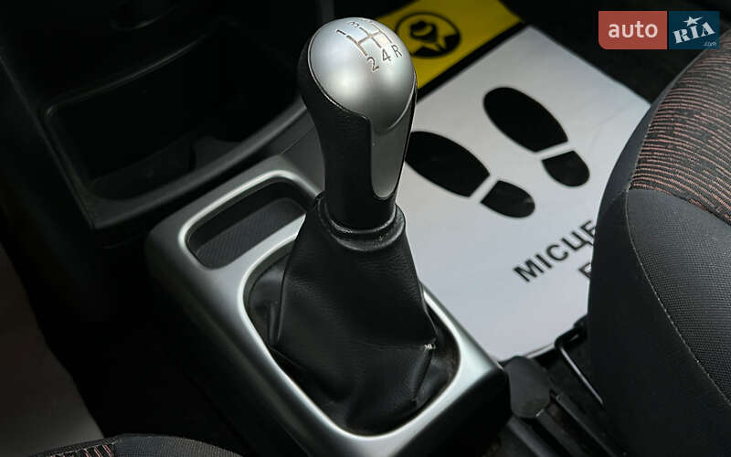 Хэтчбек Nissan Note 2010 в Львове фото 15 Хэтчбек Nissan Note 2010 в Львове