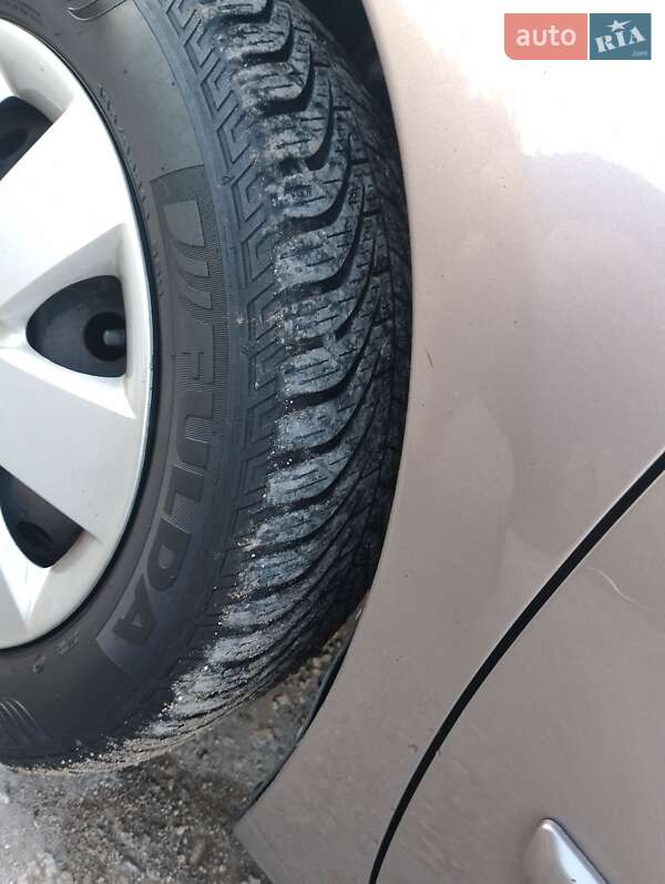 Хэтчбек Nissan Note 2008 в Тернополе