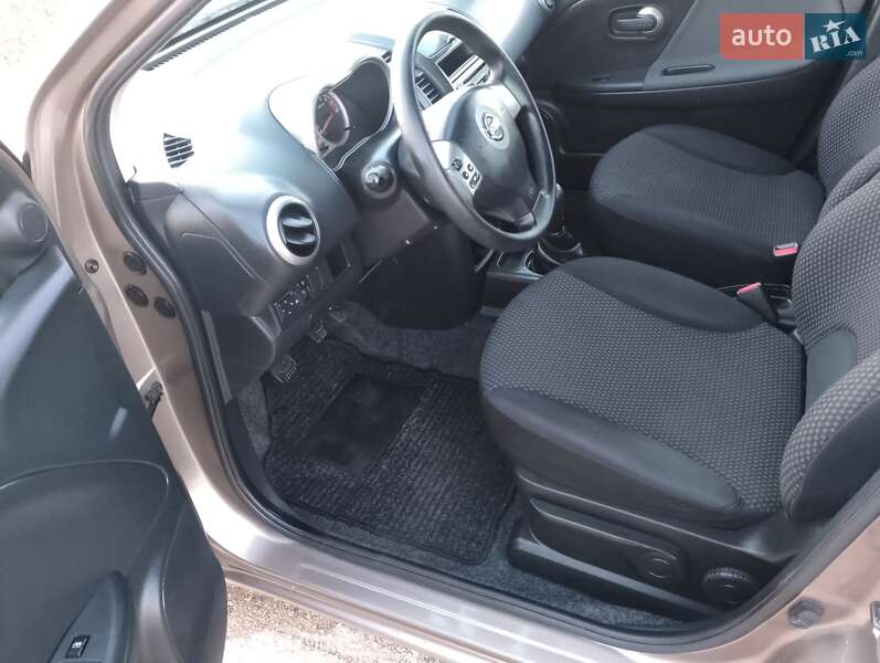 Хэтчбек Nissan Note 2008 в Тернополе