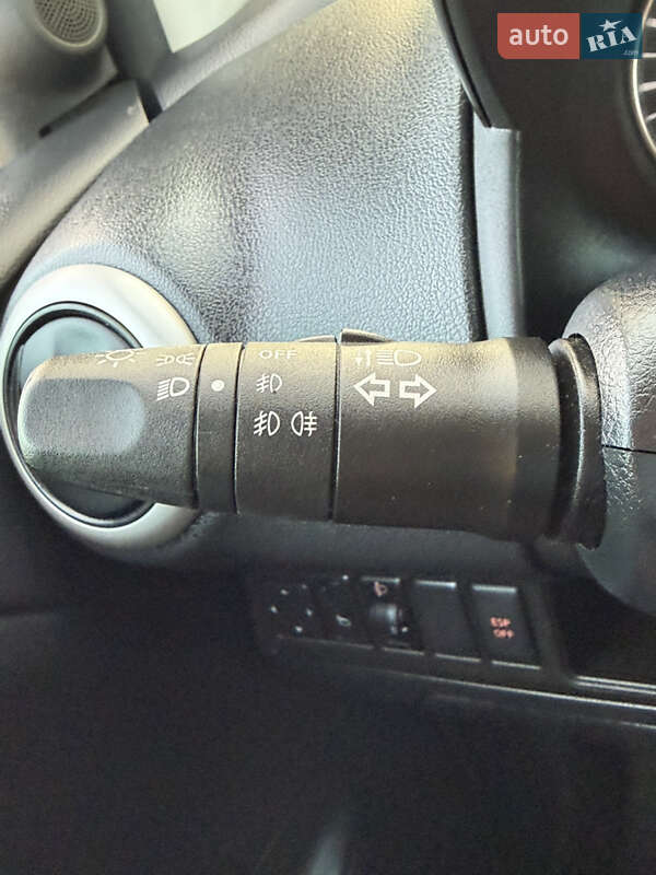 Хэтчбек Nissan Note 2011 в Стрые фото 38 Хэтчбек Nissan Note 2011 в Стрые