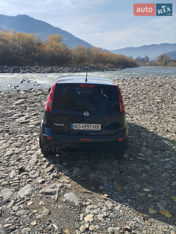 Хэтчбек Nissan Note 2010 в Ужгороде фото 8 Хэтчбек Nissan Note 2010 в Ужгороде