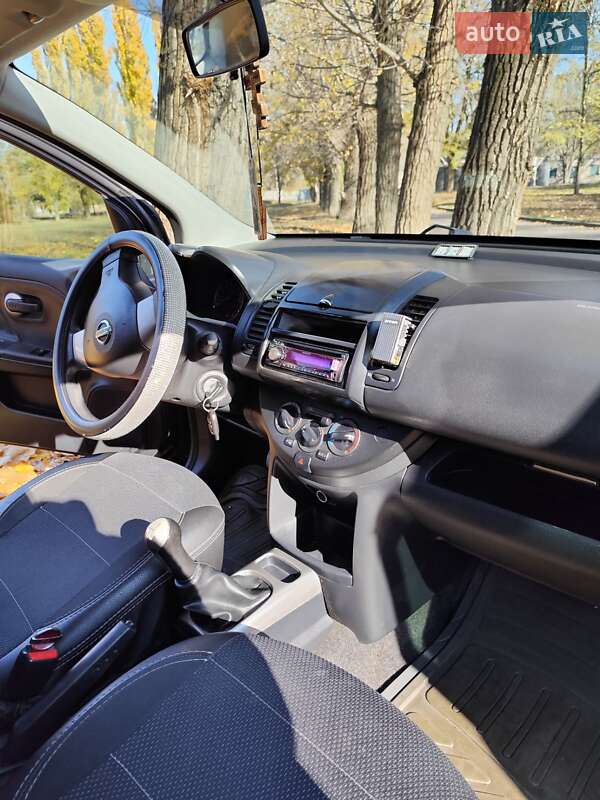 Хэтчбек Nissan Note 2011 в Никополе фото 4 Хэтчбек Nissan Note 2011 в Никополе