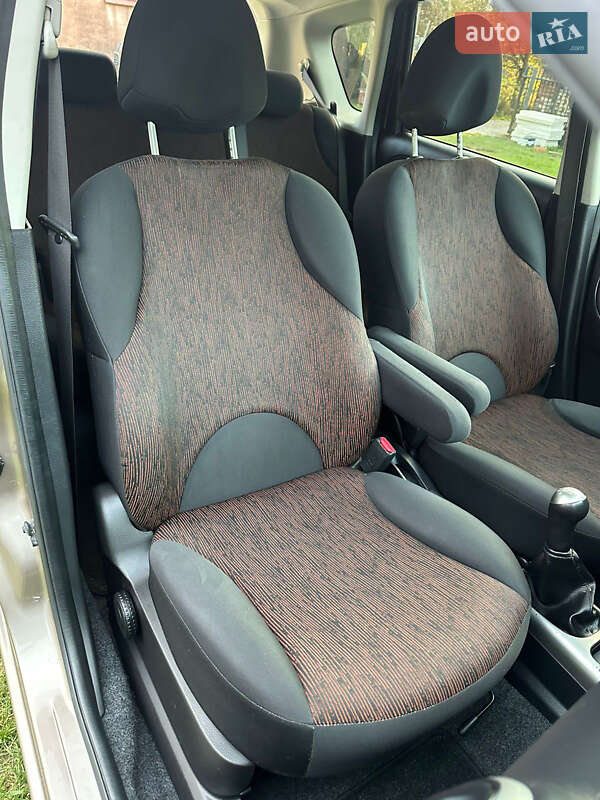 Хэтчбек Nissan Note 2009 в Одессе фото 17 Хэтчбек Nissan Note 2009 в Одессе