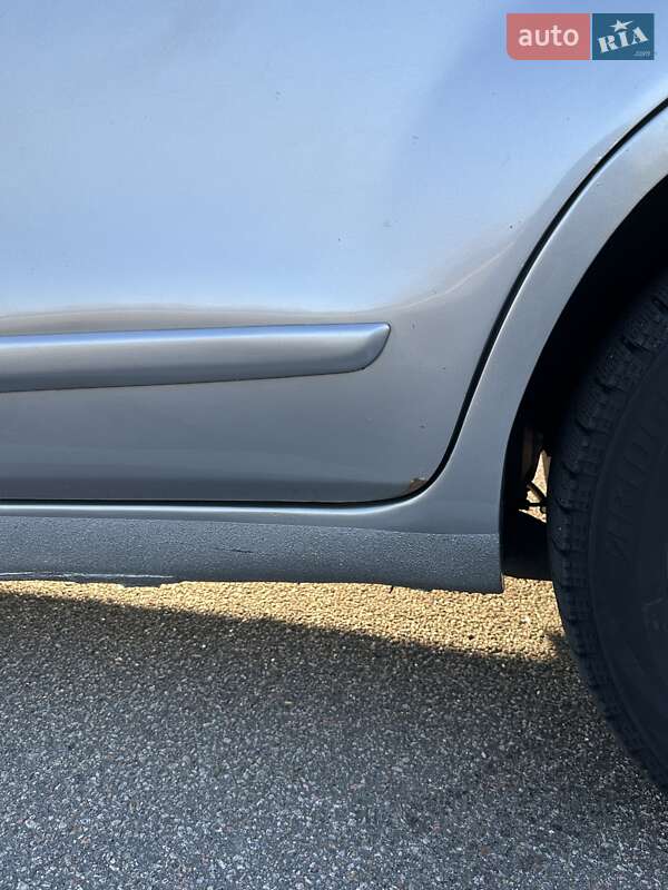 Хэтчбек Nissan Note 2008 в Киеве