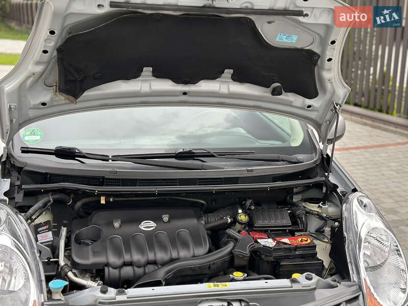 Хэтчбек Nissan Note 2006 в Староконстантинове