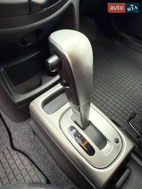 Хэтчбек Nissan Note 2010 в Виннице фото 13 Хэтчбек Nissan Note 2010 в Виннице