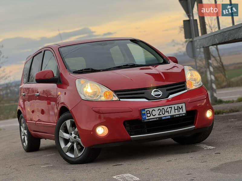 Хетчбек Nissan Note 2011 в Дрогобичі