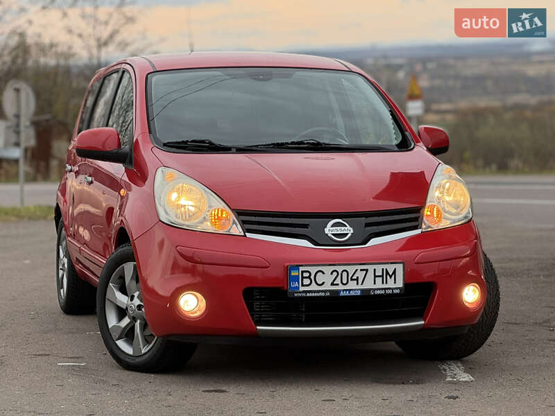 Хетчбек Nissan Note 2011 в Дрогобичі