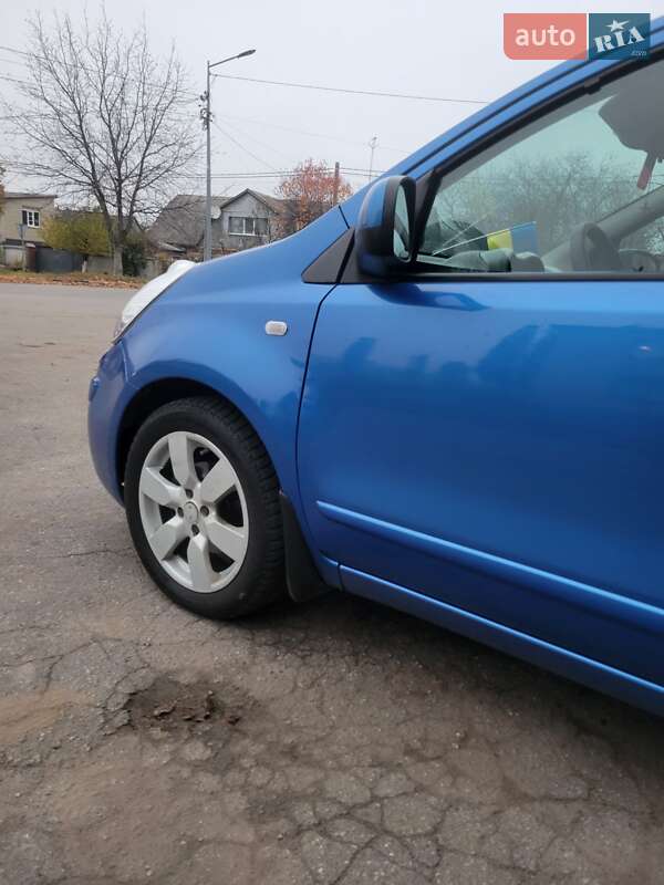 Хэтчбек Nissan Note 2007 в Киеве фото 3 Хэтчбек Nissan Note 2007 в Киеве