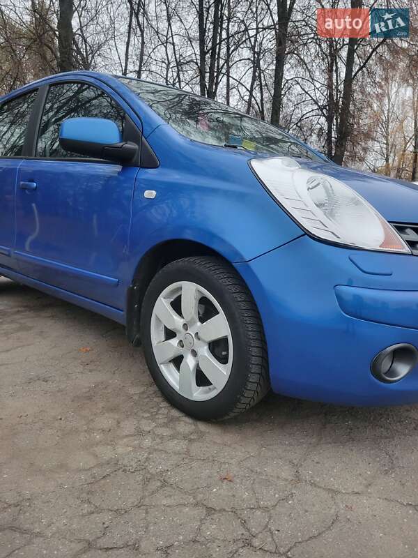 Хэтчбек Nissan Note 2007 в Киеве фото 12 Хэтчбек Nissan Note 2007 в Киеве