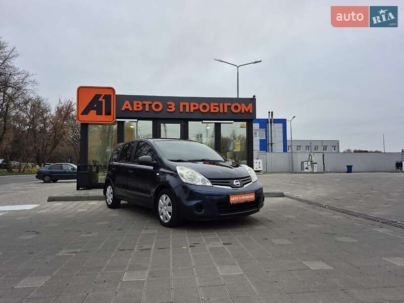 Хэтчбек Nissan Note 2011 в Черкассах
