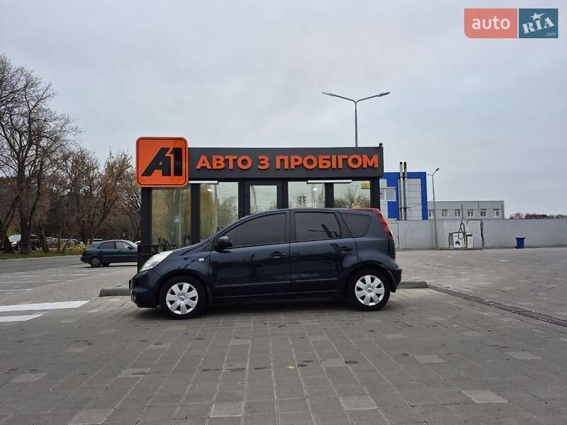 Хэтчбек Nissan Note 2011 в Черкассах