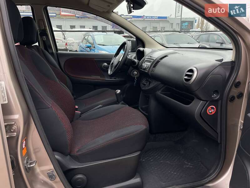 Хэтчбек Nissan Note 2007 в Киеве фото 31 Хэтчбек Nissan Note 2007 в Киеве