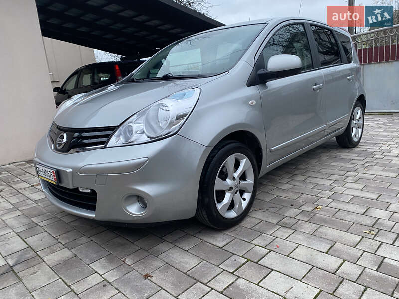 Хэтчбек Nissan Note 2010 в Виннице