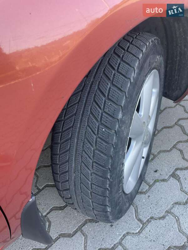 Хетчбек Nissan Note 2008 в Могилів-Подільському