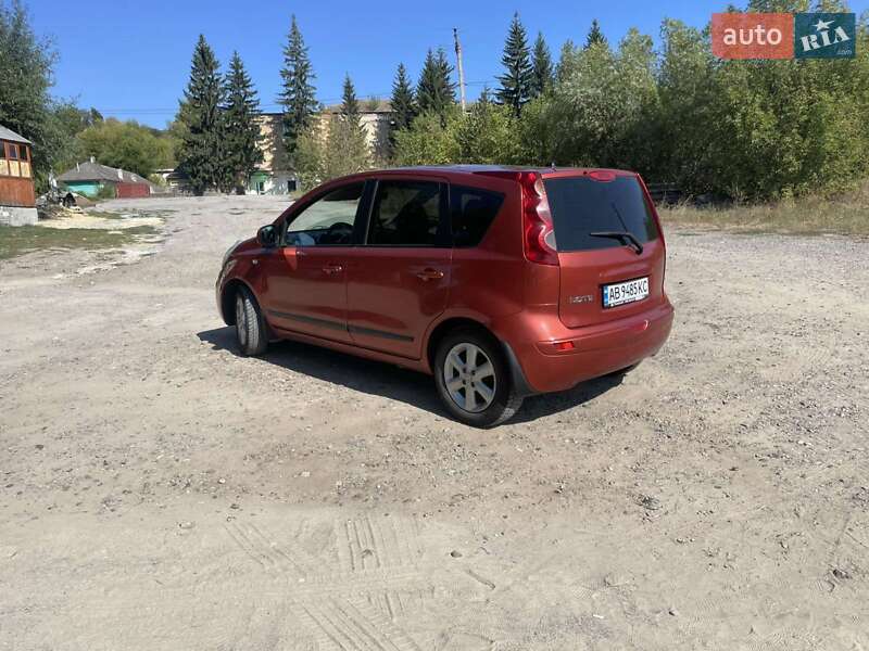 Хетчбек Nissan Note 2008 в Могилів-Подільському