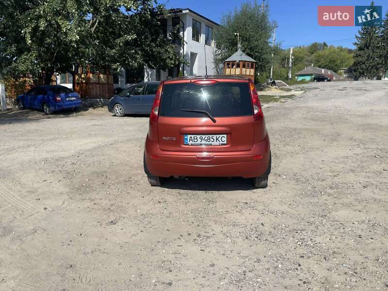 Хетчбек Nissan Note 2008 в Могилів-Подільському