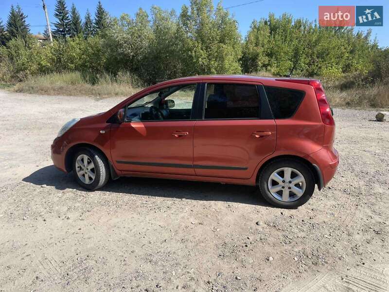 Хетчбек Nissan Note 2008 в Могилів-Подільському
