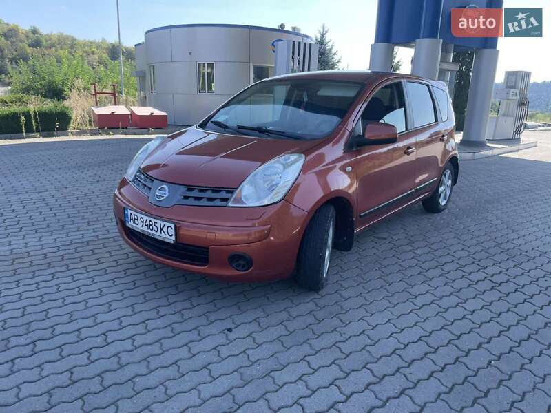 Хетчбек Nissan Note 2008 в Могилів-Подільському