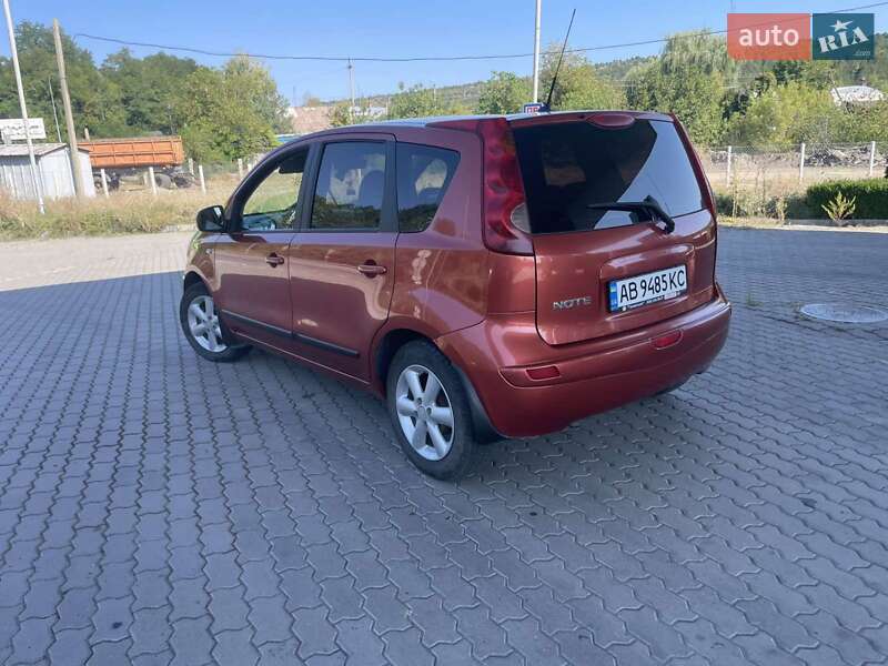 Хетчбек Nissan Note 2008 в Могилів-Подільському