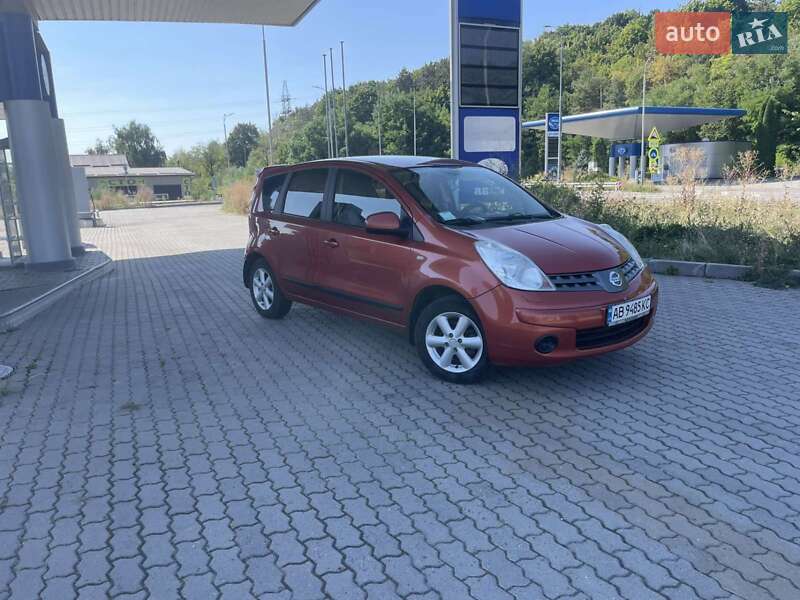 Хетчбек Nissan Note 2008 в Могилів-Подільському