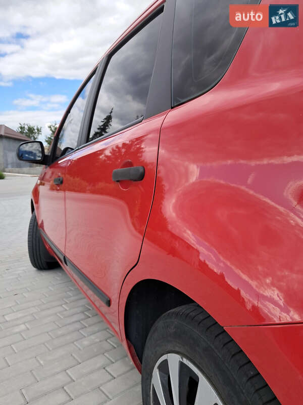 Хэтчбек Nissan Note 2008 в Коростене фото 16 Хэтчбек Nissan Note 2008 в Коростене