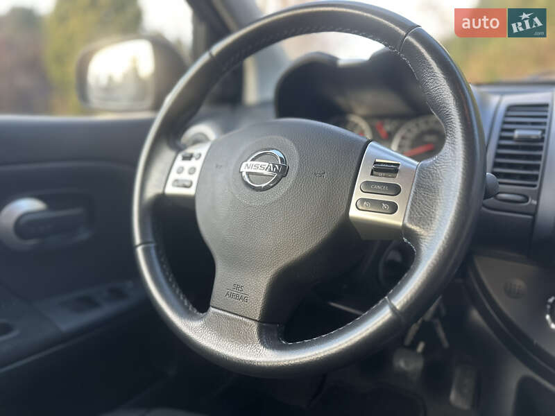 Хетчбек Nissan Note 2012 в Рівному