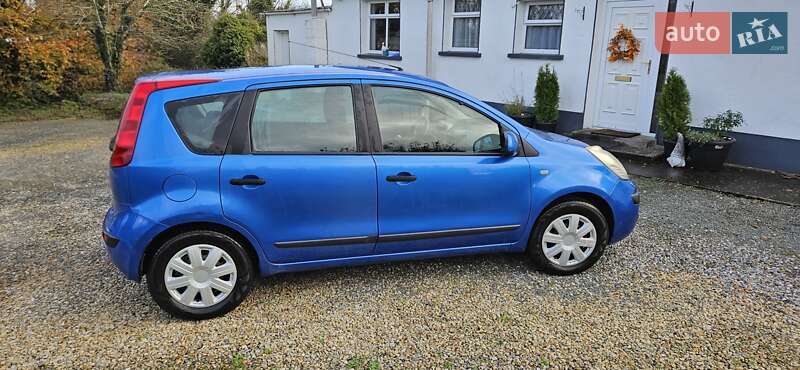 Хэтчбек Nissan Note 2006 в Киеве фото 3 Хэтчбек Nissan Note 2006 в Киеве
