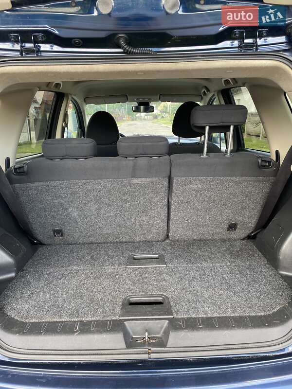 Хэтчбек Nissan Note 2006 в Дубно