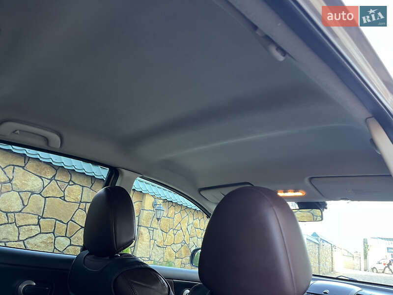 Хэтчбек Nissan Note 2007 в Могилев-Подольске