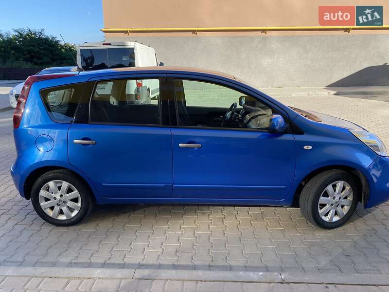 Хэтчбек Nissan Note 2010 в Черновцах фото 8 Хэтчбек Nissan Note 2010 в Черновцах