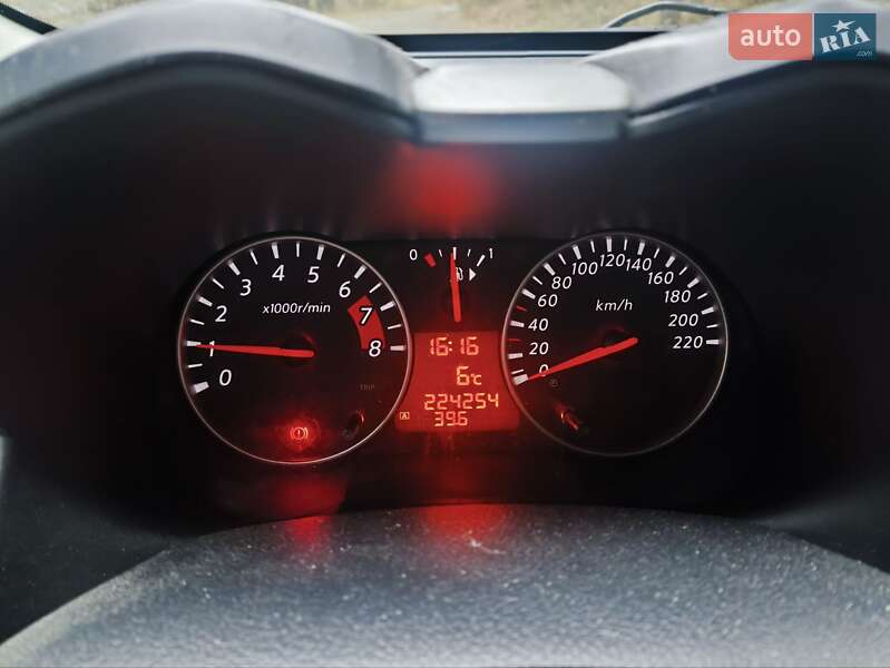 Хетчбек Nissan Note 2010 в Вишгороді фото 9 Хетчбек Nissan Note 2010 в Вишгороді