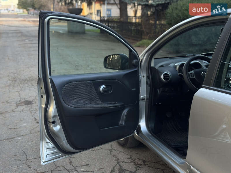 Хэтчбек Nissan Note 2007 в Умани