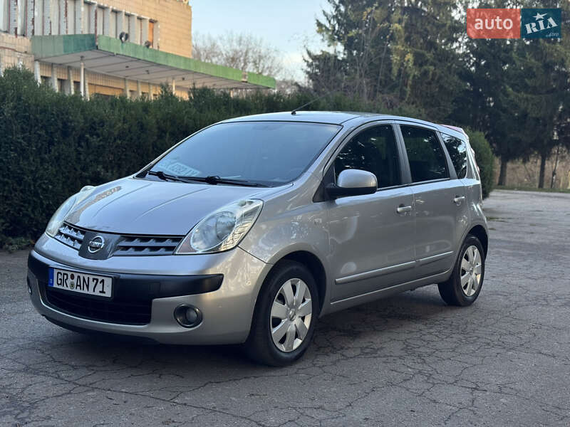 Хэтчбек Nissan Note 2007 в Умани