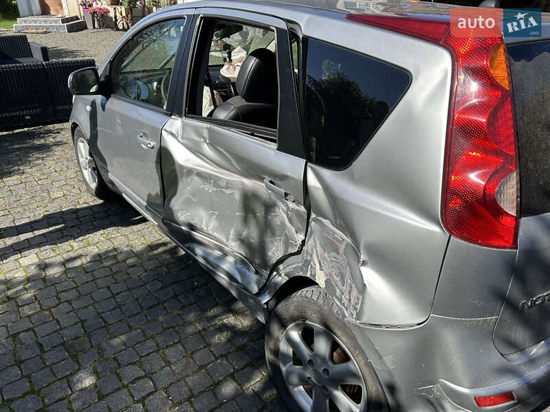 Хэтчбек Nissan Note 2009 в Деражне фото 7 Хэтчбек Nissan Note 2009 в Деражне