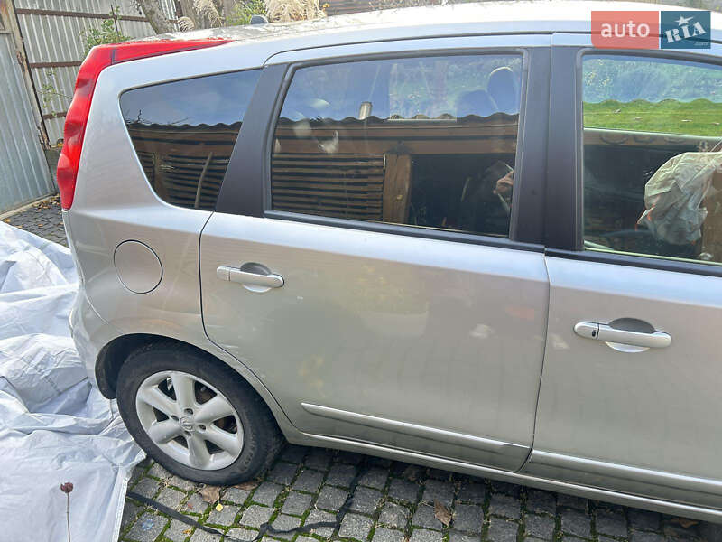 Хэтчбек Nissan Note 2009 в Деражне фото 18 Хэтчбек Nissan Note 2009 в Деражне