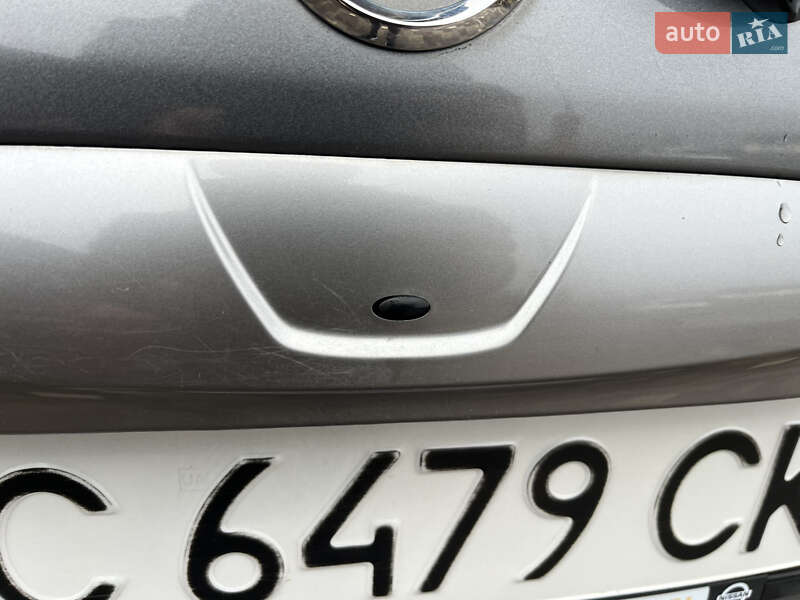 Хэтчбек Nissan Note 2011 в Львове