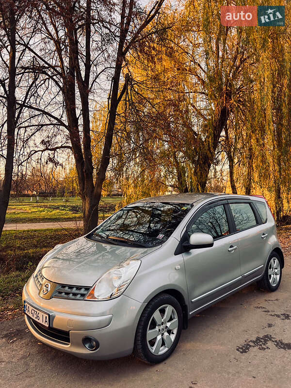Хэтчбек Nissan Note 2008 в Житомире фото Хэтчбек Nissan Note 2008 в Житомире