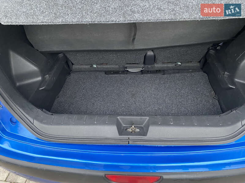 Хэтчбек Nissan Note 2007 в Виннице фото 31 Хэтчбек Nissan Note 2007 в Виннице