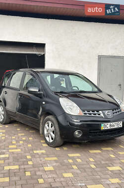 Хэтчбек Nissan Note 2009 в Львове