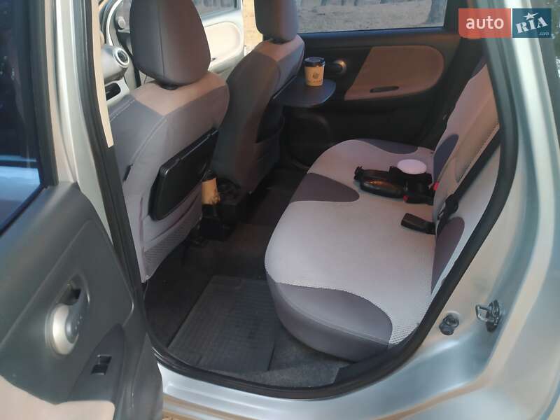 Хэтчбек Nissan Note 2008 в Днепре