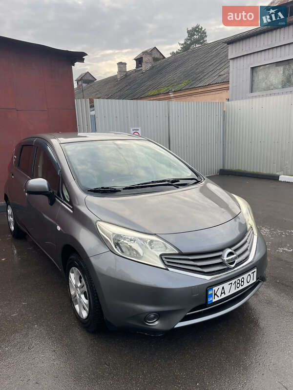 Хетчбек Nissan Note 2012 в Києві