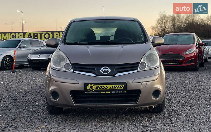 Хэтчбек Nissan Note 2012 в Львове