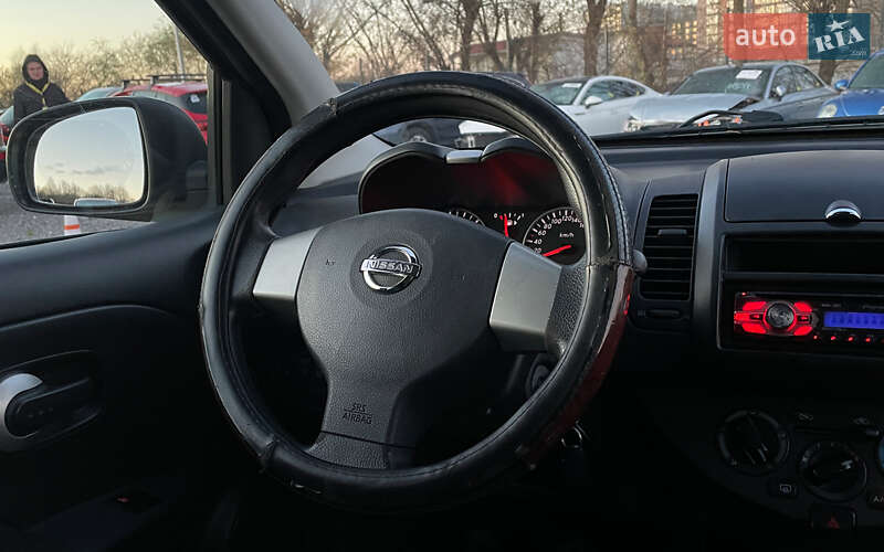 Хэтчбек Nissan Note 2012 в Львове