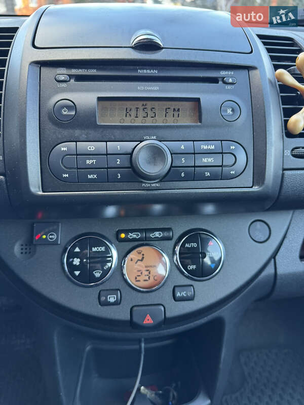 Хэтчбек Nissan Note 2006 в Полтаве