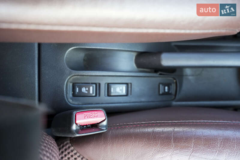 Хэтчбек Nissan Note 2007 в Дрогобыче