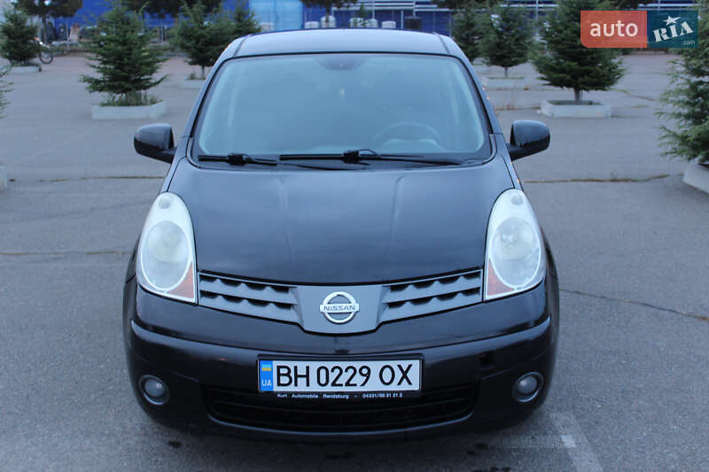 Хэтчбек Nissan Note 2008 в Одессе