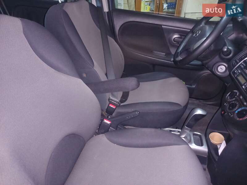 Хэтчбек Nissan Note 2009 в Луцке