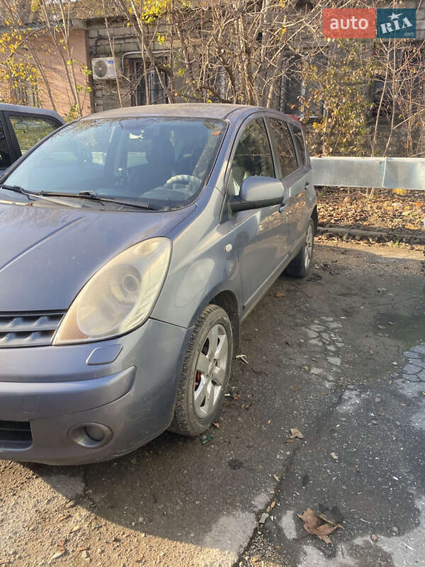 Хэтчбек Nissan Note 2007 в Одессе